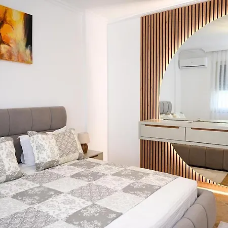 Kojku With Free Private Apartment Durrës