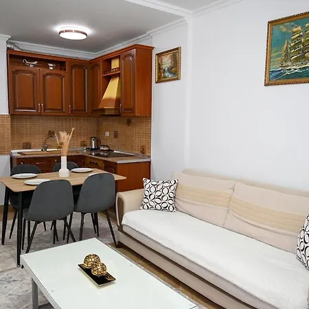 Kojku With Free Private * Durrës