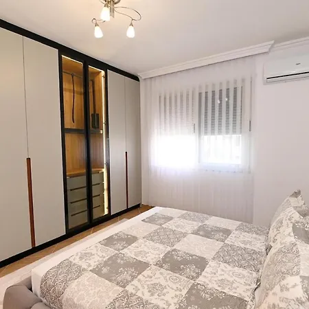 Kojku With Free Private Apartment